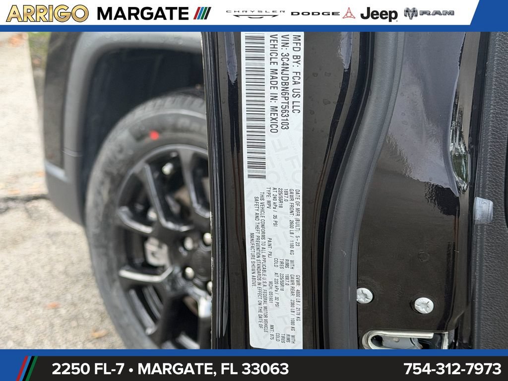 Used 2023 Jeep Compass Latitude AWD/4WD image 21