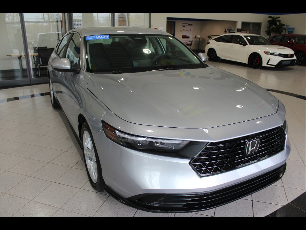 Certified 2024 Honda Accord LX image 3