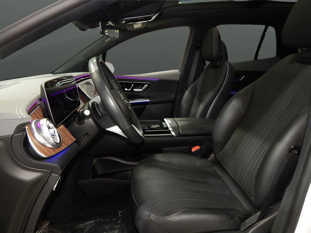 Used 2023 Mercedes-Benz EQE 350+ 4MATIC SUV w/ Pinnacle Trim Package image 17