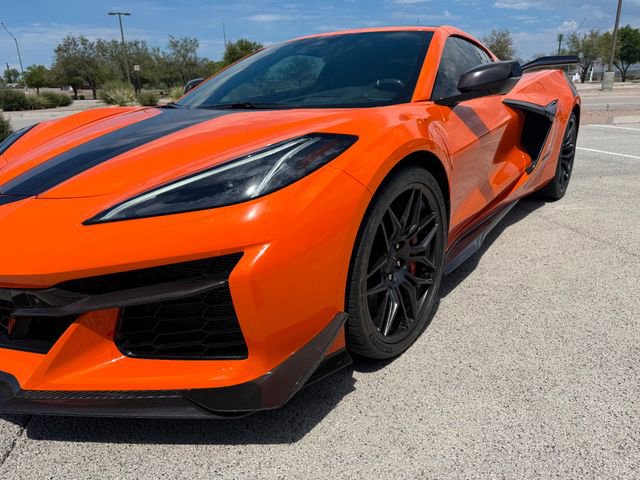 Used 2024 Chevrolet Corvette Z06 w/ Z07 Performance Package image 13