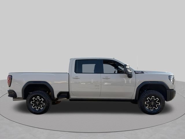Used 2026 GMC Sierra 2500 AT4X w/ LPO, Black Badging Package AWD/4WD image 12