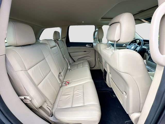 Used 2017 Jeep Grand Cherokee Limited w/ Jeep Active Safety Group image 28