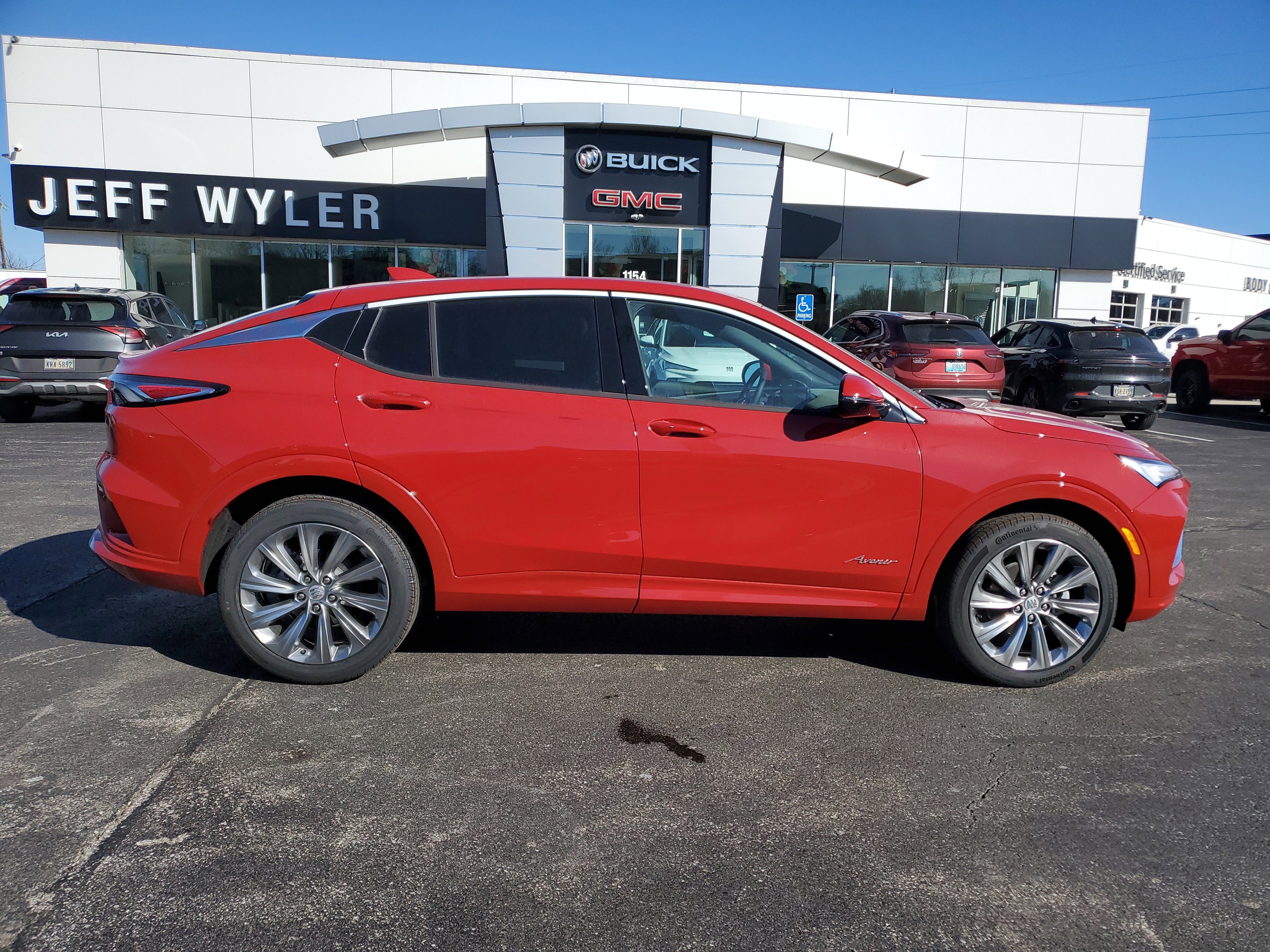 New 2026 Buick Envista Avenir image 3
