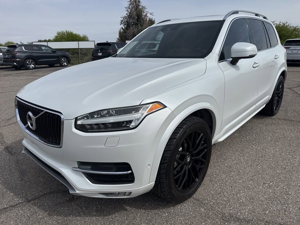 Used 2016 Volvo XC90 T6 Momentum image 3