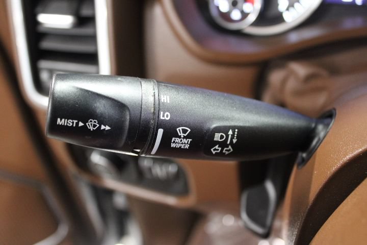 Used 2021 RAM 1500 Laramie AWD/4WD image 38