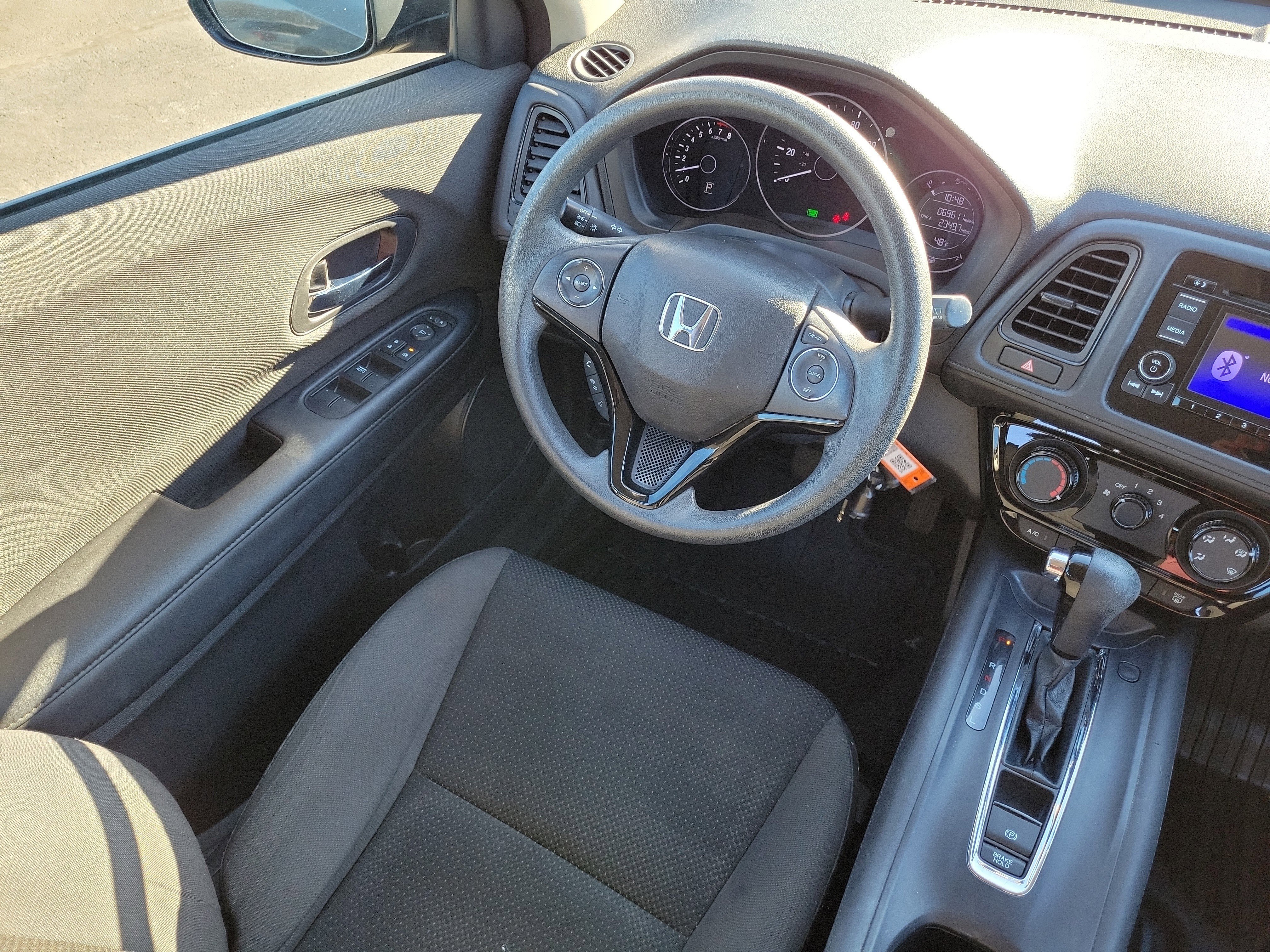 Used 2021 Honda HR-V LX image 11