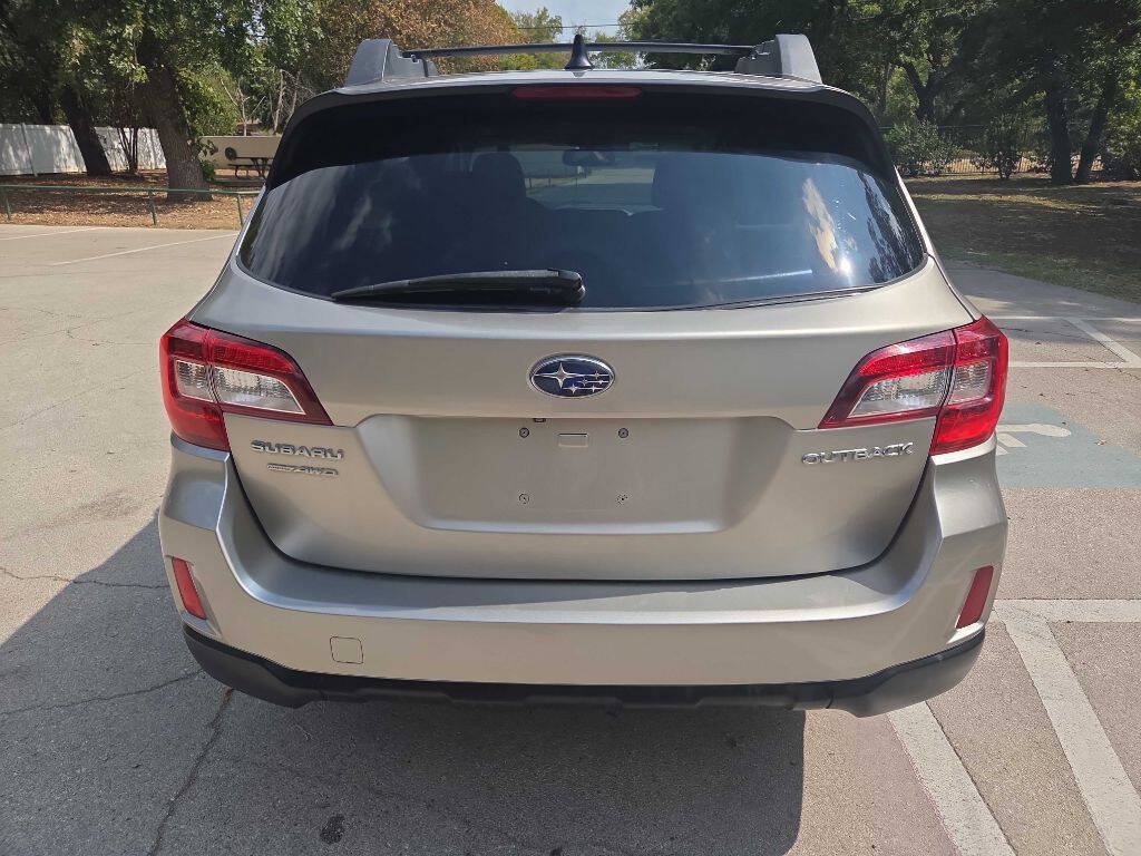 Used 2016 Subaru Outback 2.5i Limited AWD/4WD image 5