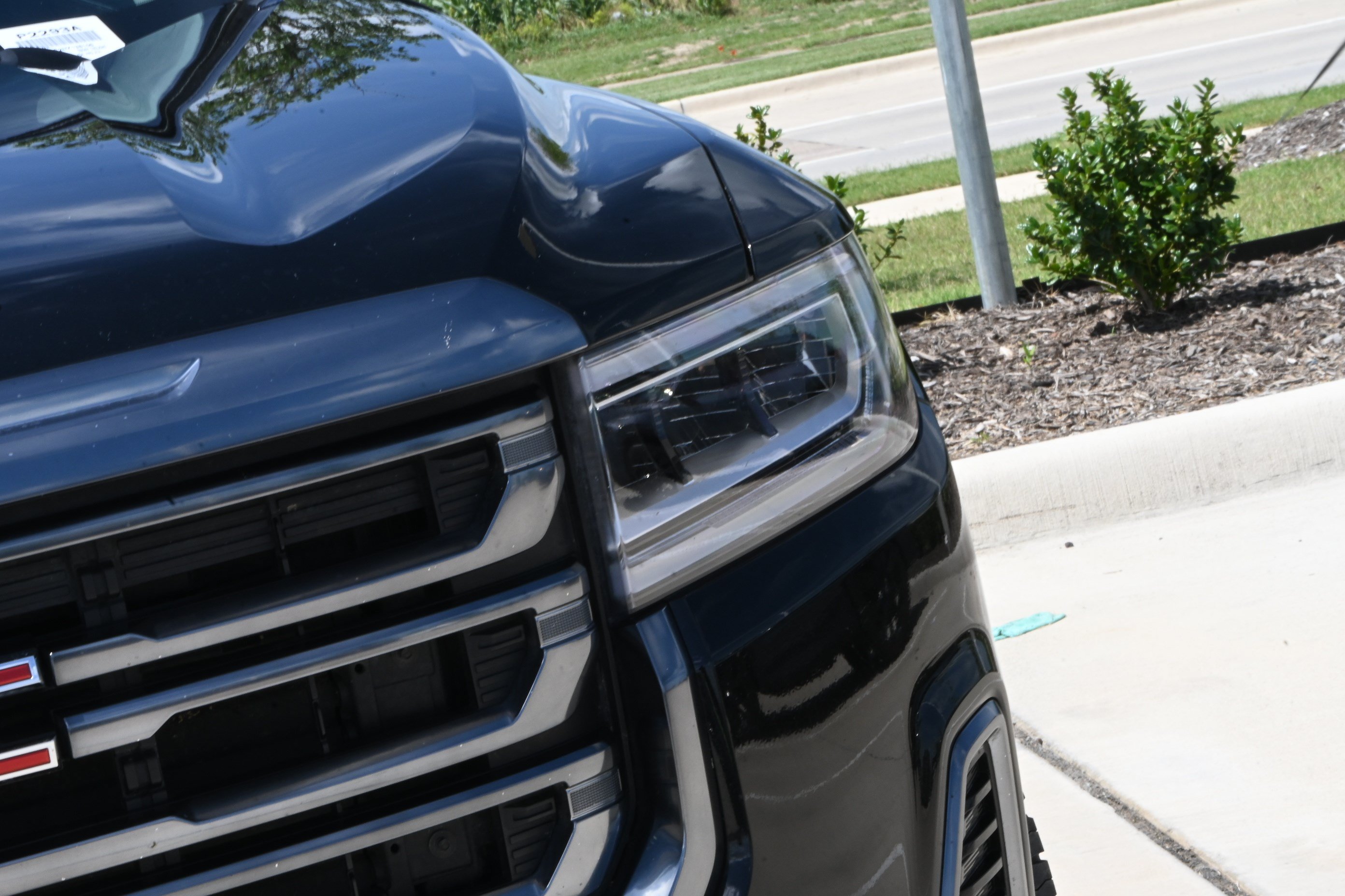 Used 2022 GMC Acadia AT4 w/ Preferred Package AWD/4WD image 10