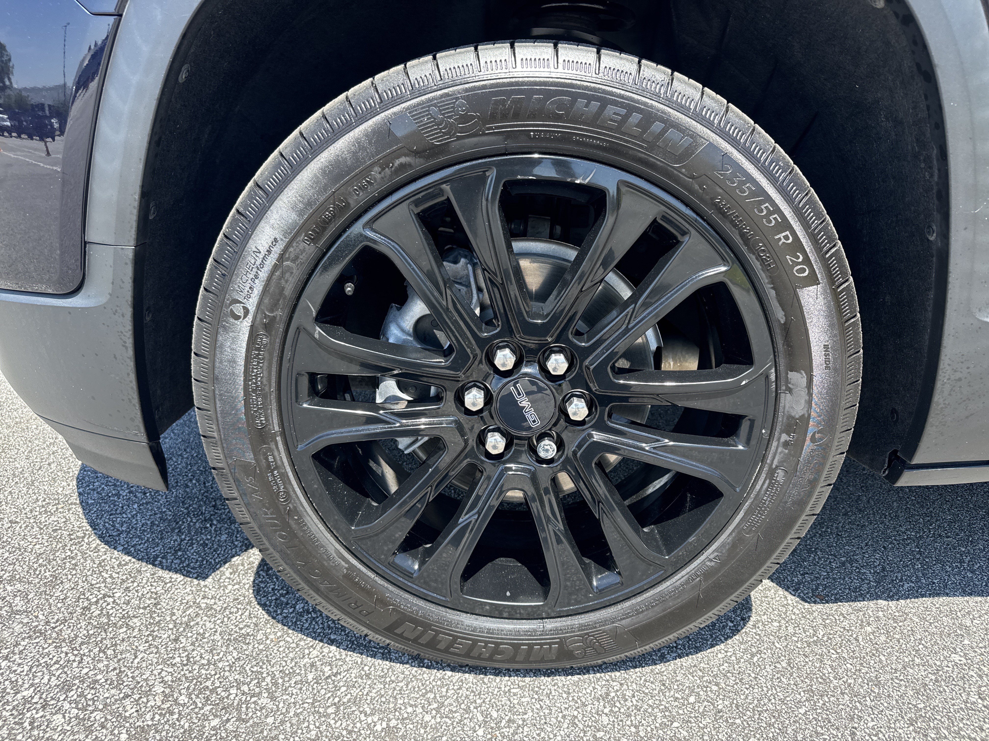 Used 2022 GMC Acadia SLT w/ Elevation Edition FWD image 13