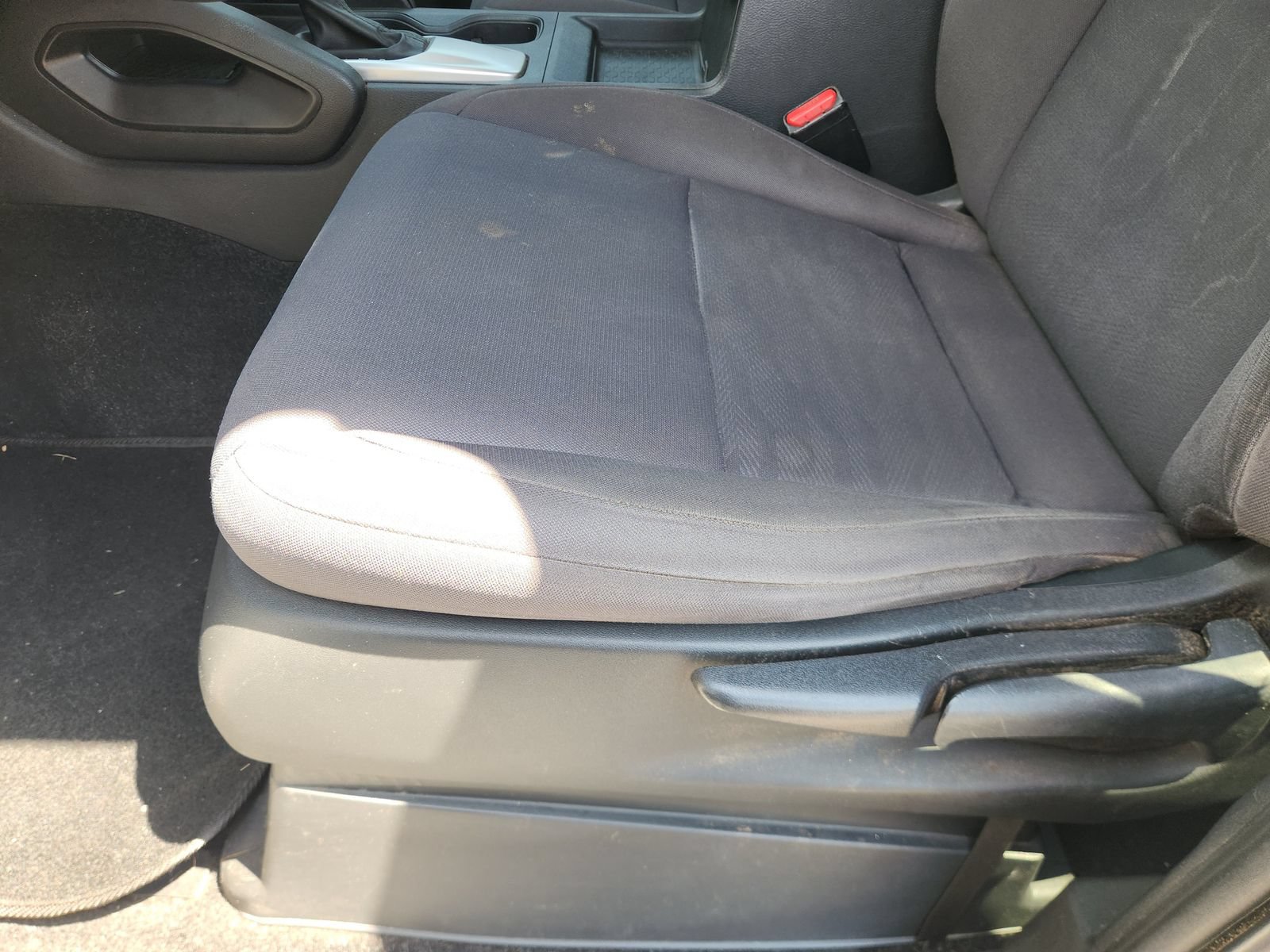 Used 2022 Nissan Frontier S RWD image 28