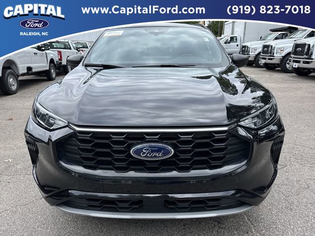 Certified 2024 Ford Escape ST-Line w/ Tech Pack #1 AWD/4WD image 10