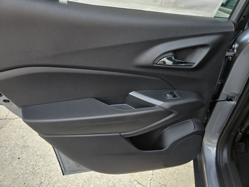 New 2026 Chevrolet Trax LT w/ LT Convenience Package image 29
