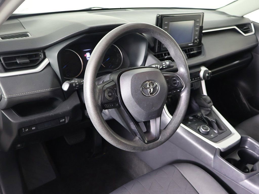 Used 2020 Toyota RAV4 XLE w/ Convenience Package AWD/4WD image 25
