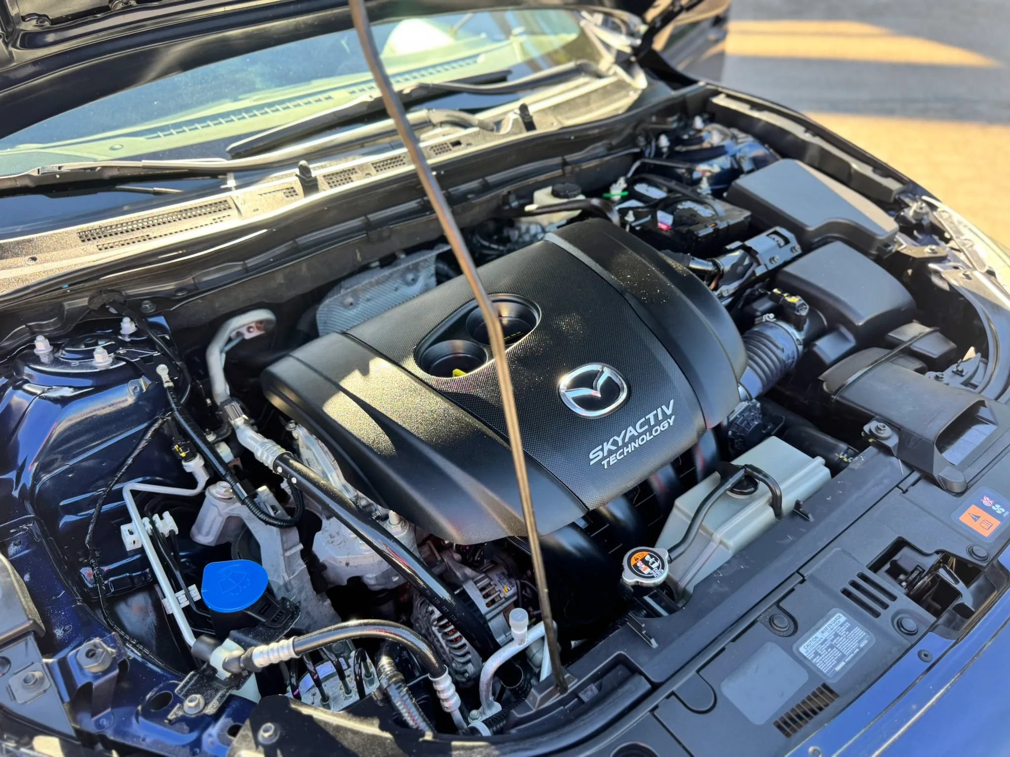 Used 2016 MAZDA MAZDA3 i Sport FWD image 15