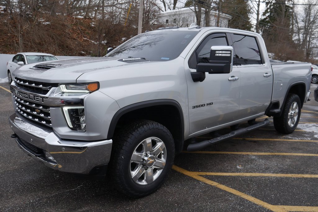 Used 2022 Chevrolet Silverado 3500 LTZ w/ LTZ Premium Package image 4