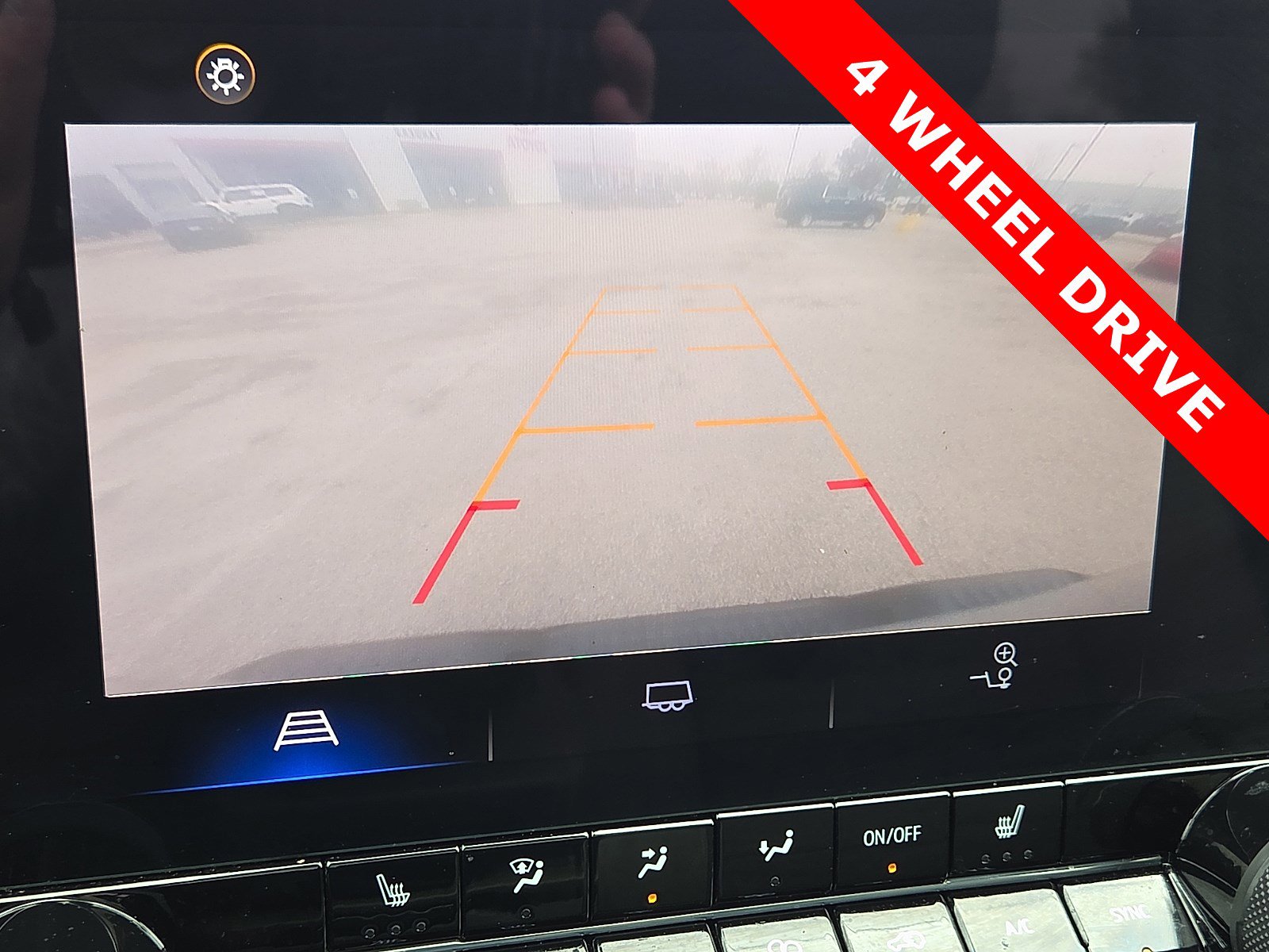 Used 2023 Chevrolet Colorado ZR2 image 18