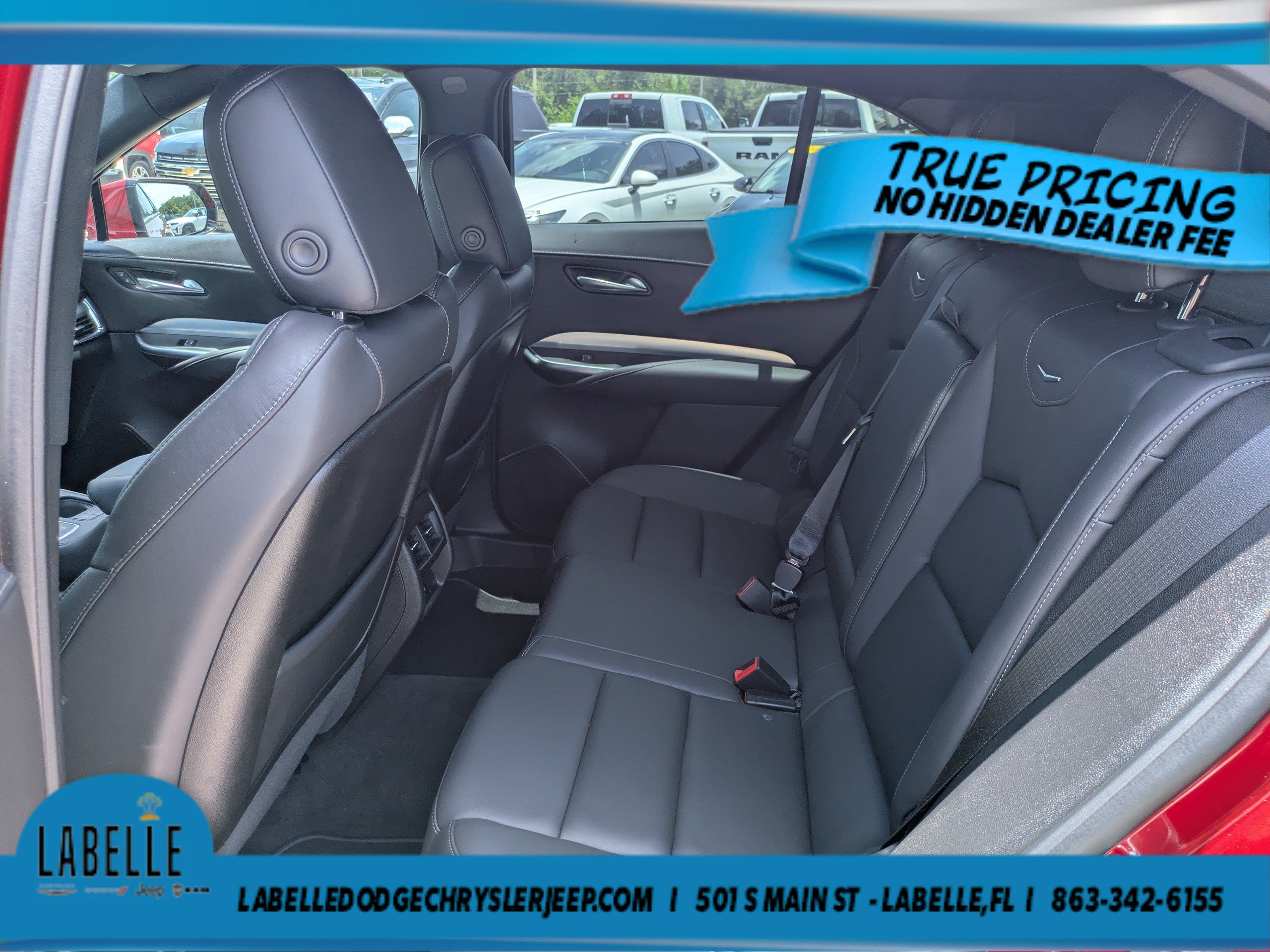 Used 2022 Cadillac XT4 Premium Luxury w/ Enhanced Visibility Package FWD image 13
