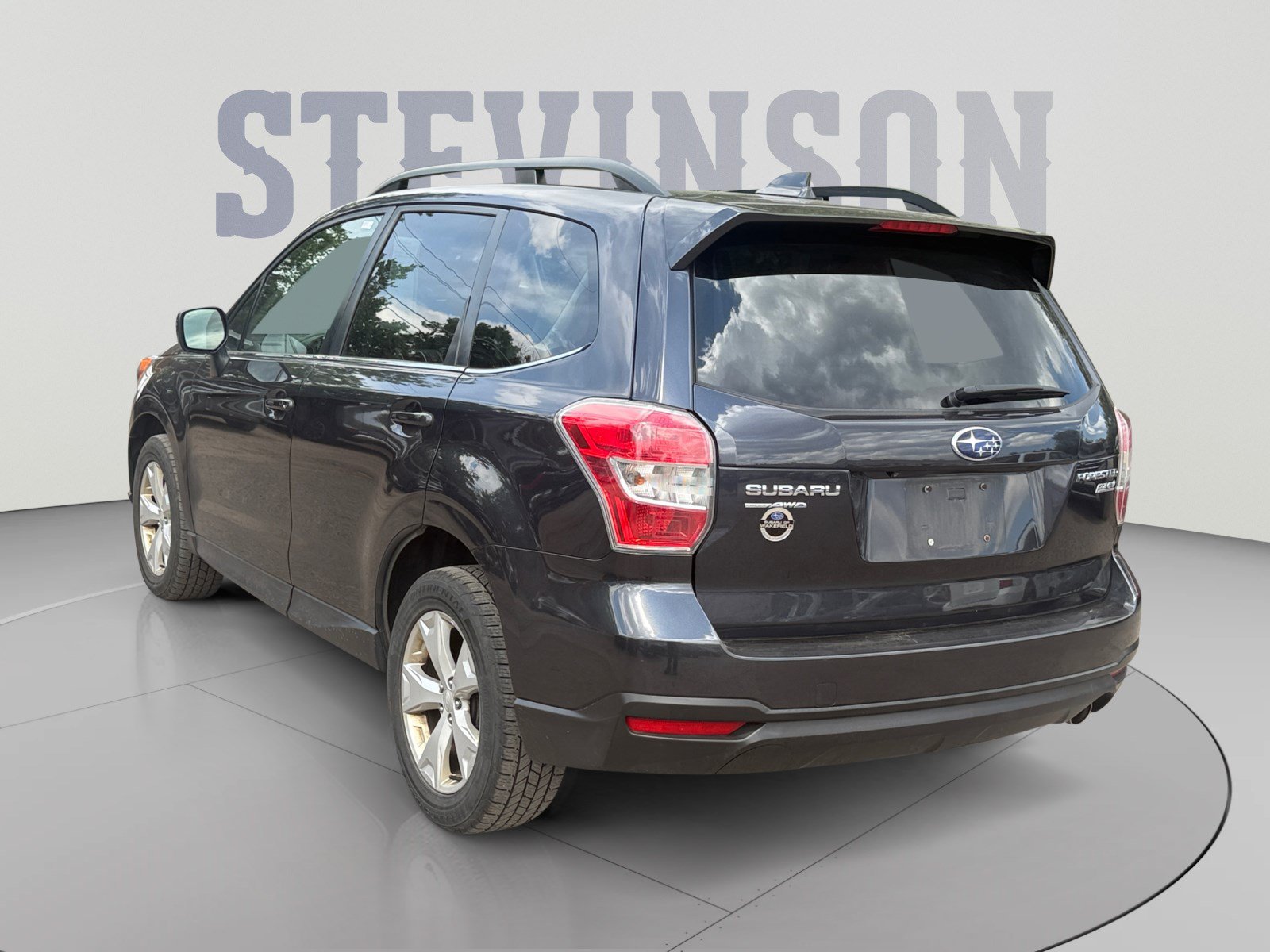 Used 2016 Subaru Forester 2.5i Limited AWD/4WD image 3