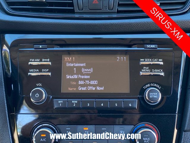 Used 2017 Nissan Rogue S AWD/4WD image 23
