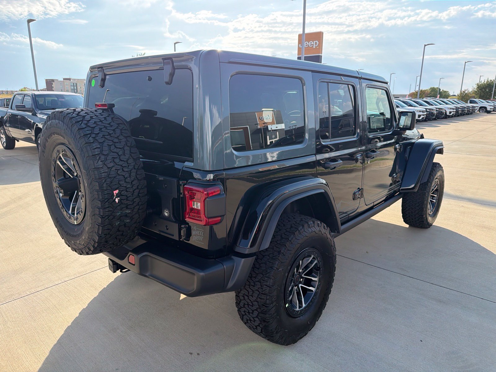 New 2026 Jeep Wrangler Unlimited Rubicon AWD/4WD image 5