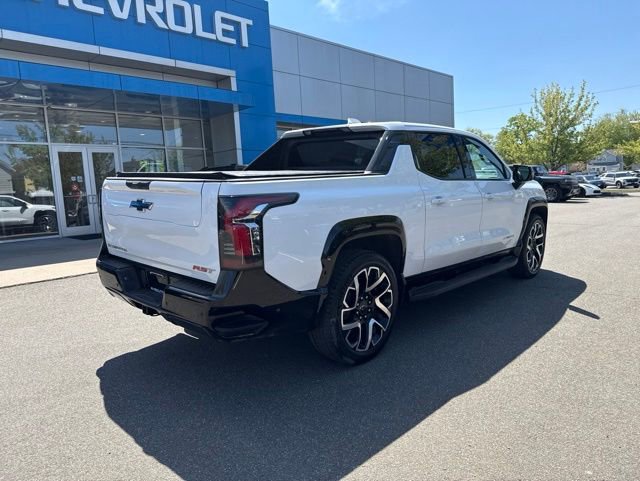 Used 2024 Chevrolet Silverado EV RST AWD/4WD image 6