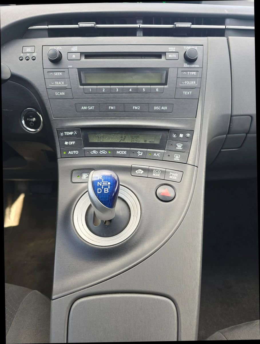 Used 2011 Toyota Prius Two image 16