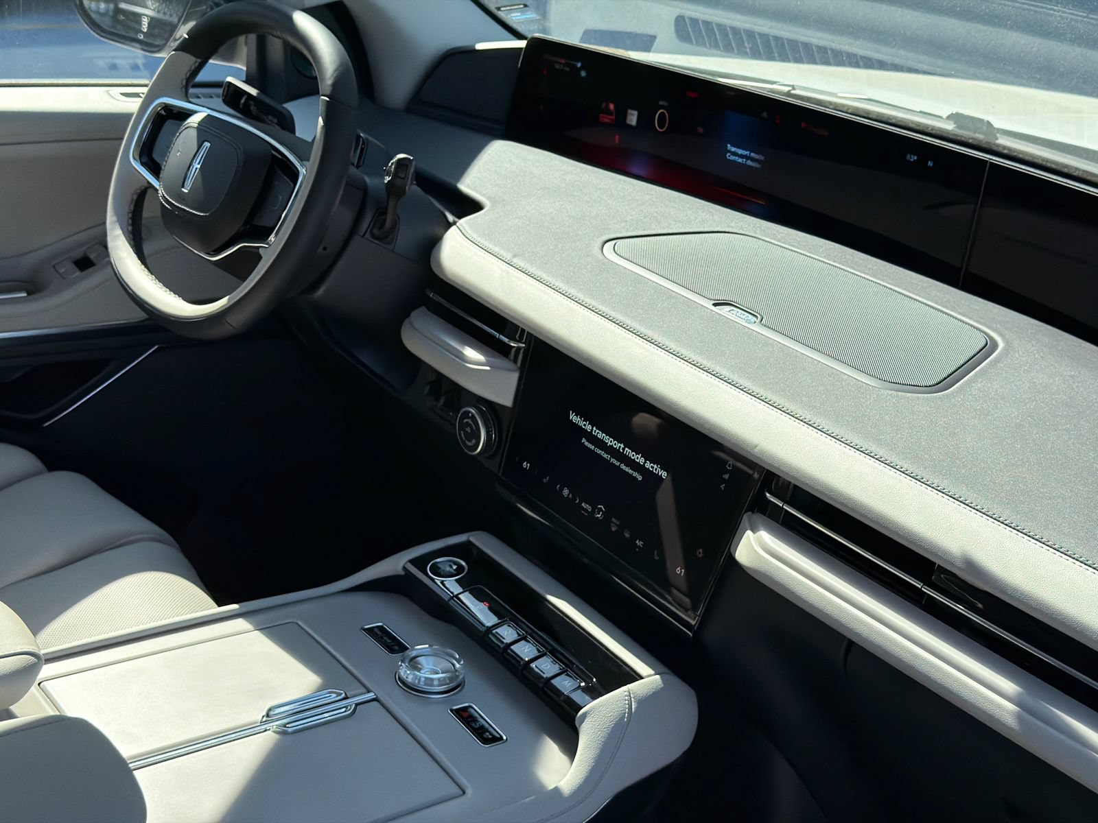 New 2026 Lincoln Navigator Reserve AWD/4WD image 11