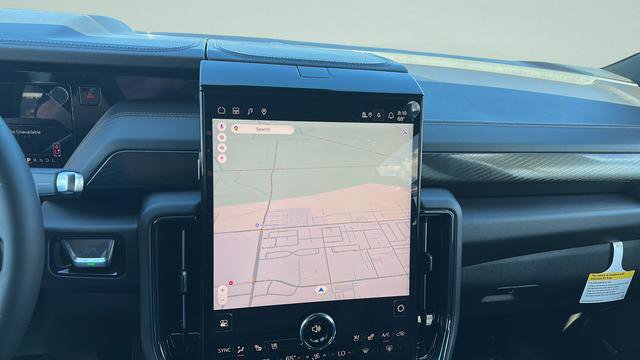 New 2026 GMC Yukon XL AT4 w/ AT4 Premium Package AWD/4WD image 28