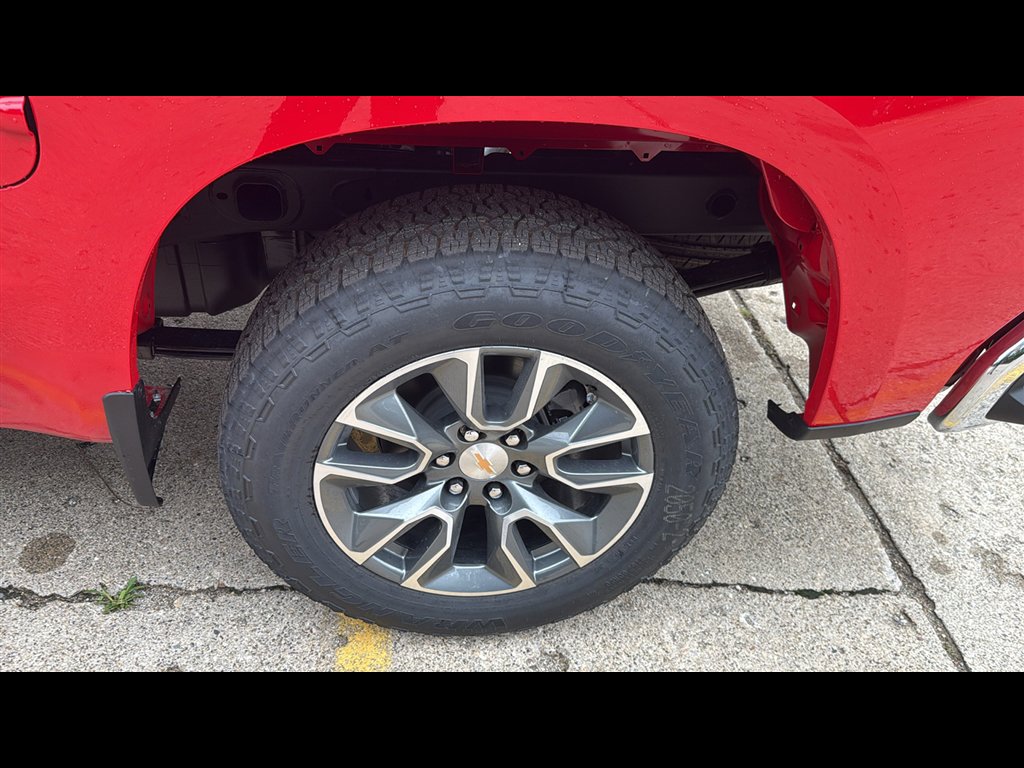 New 2026 Chevrolet Silverado 1500 LT image 25