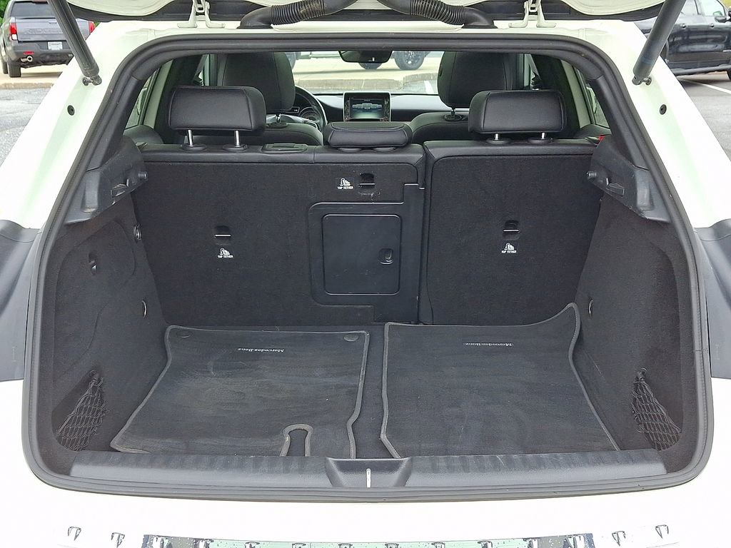 Used 2016 Mercedes-Benz GLA 250 4MATIC image 28