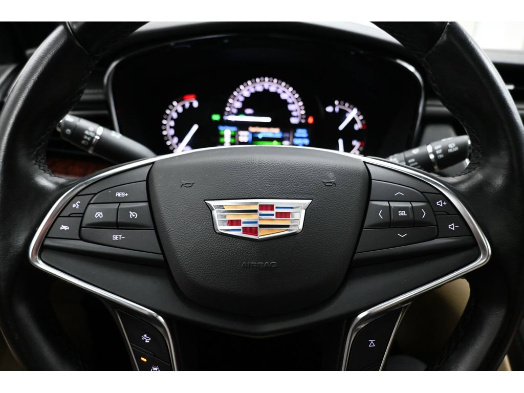 Used 2018 Cadillac XT5 Luxury w/ Driver Awareness Package AWD/4WD image 39