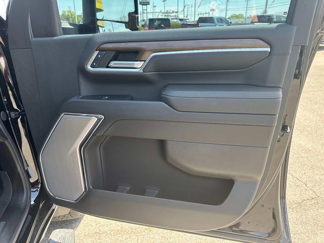 Used 2024 Chevrolet Silverado 2500 High Country w/ Technology Package image 24