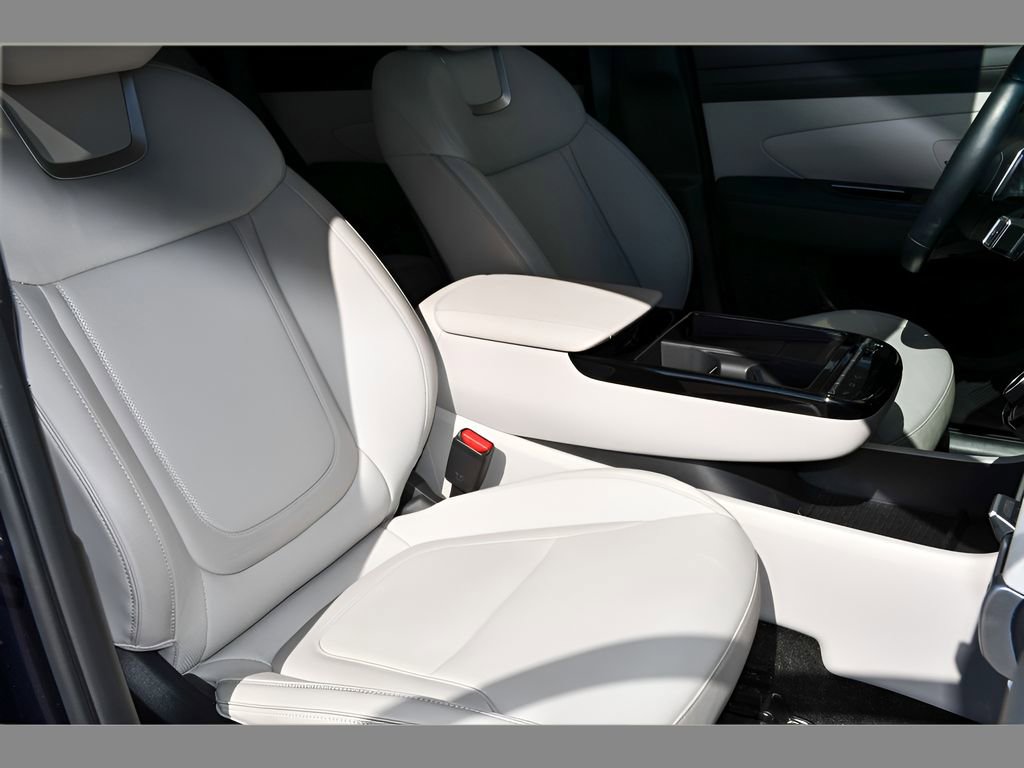 Used 2025 Hyundai Tucson Limited AWD/4WD image 30