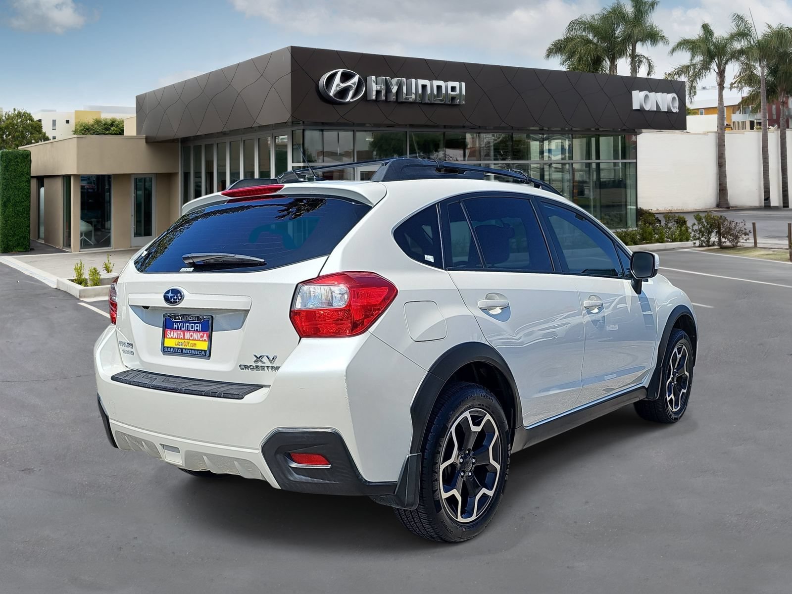 Used 2014 Subaru Crosstrek 2.0i Limited AWD/4WD image 3
