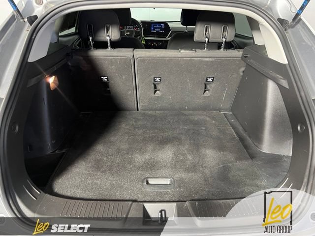Used 2024 Chevrolet Trax LS w/ LS Convenience Package FWD image 21