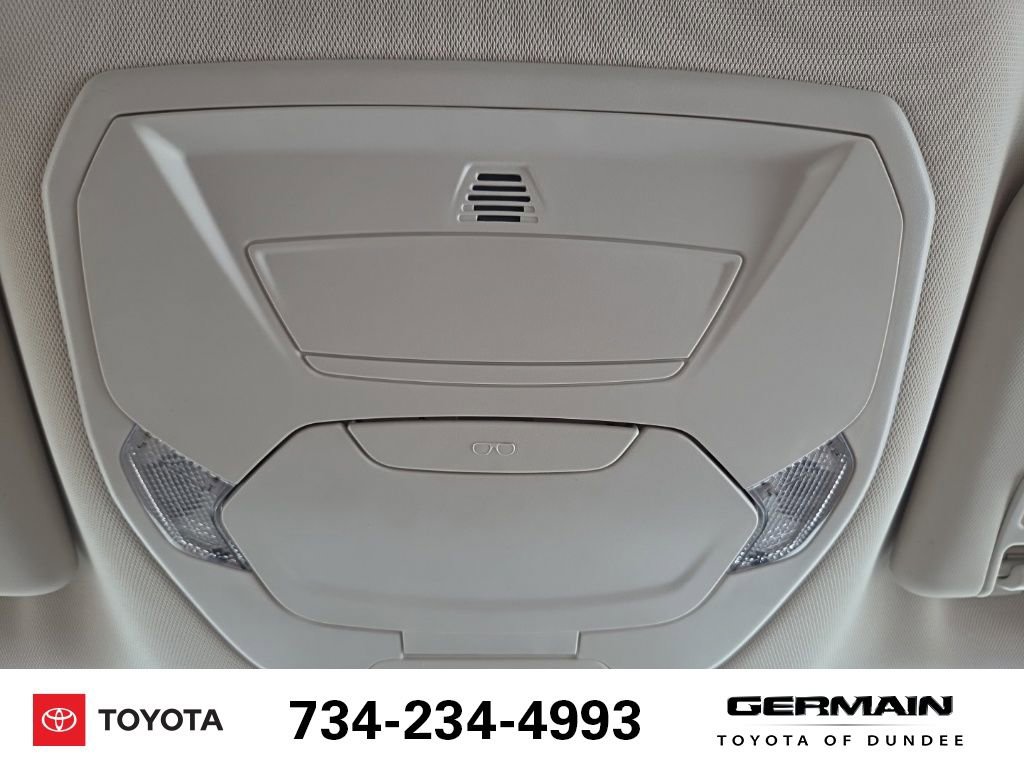 Used 2017 Ford Escape Titanium image 36