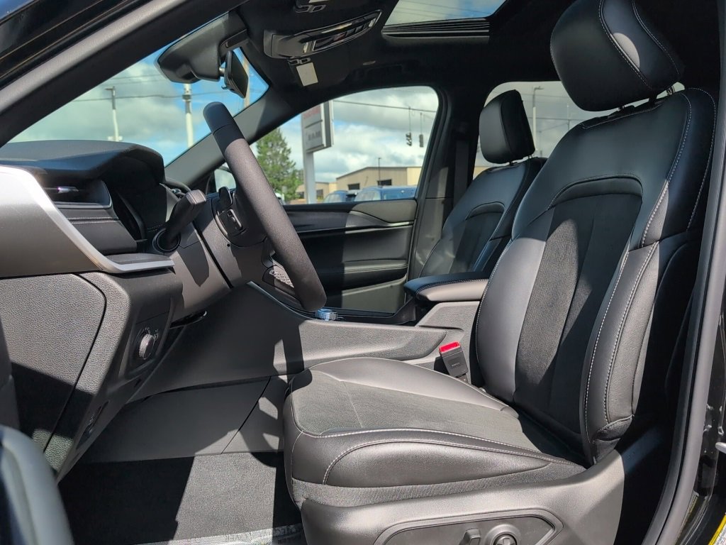 New 2025 Jeep Grand Cherokee L Altitude image 19