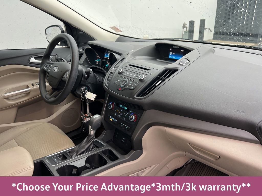 Used 2017 Ford Escape SE image 24