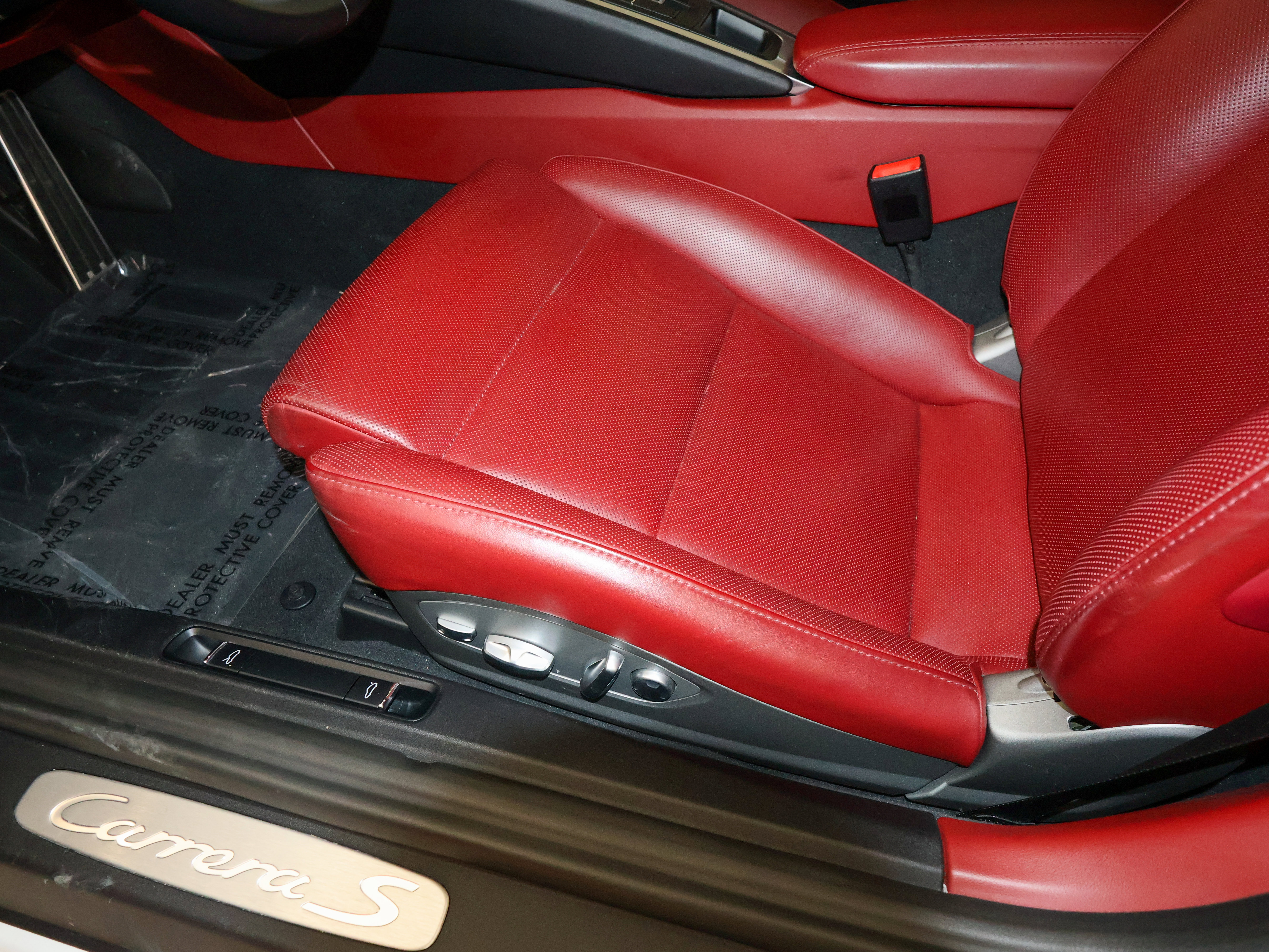 Used 2017 Porsche 911 Carrera S image 16