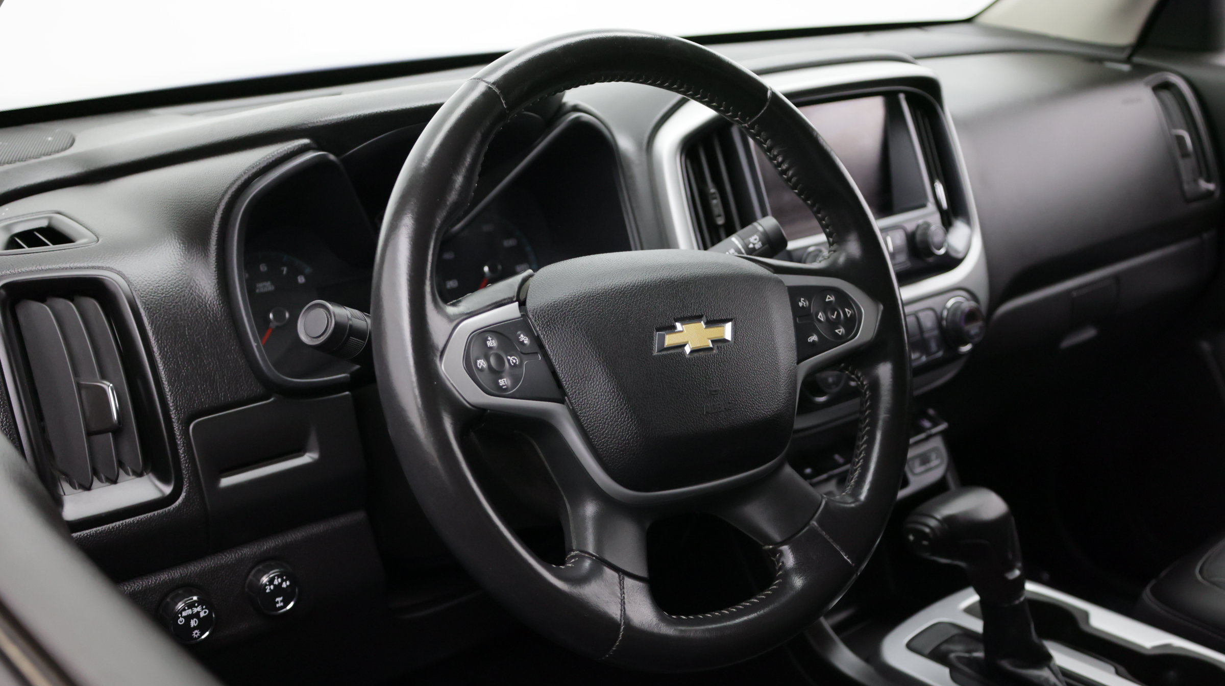 Used 2016 Chevrolet Colorado LT w/ Luxury Package, Chrome AWD/4WD image 8