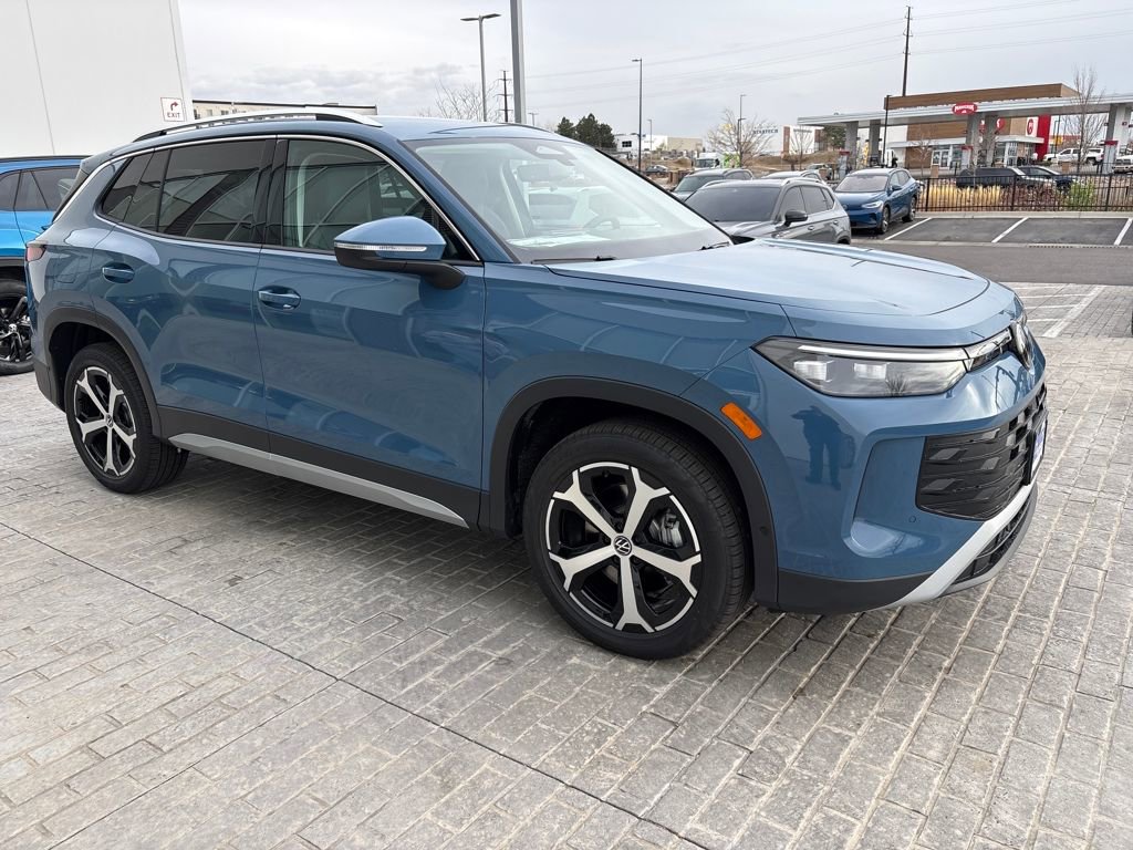 New 2026 Volkswagen Tiguan SE image 7