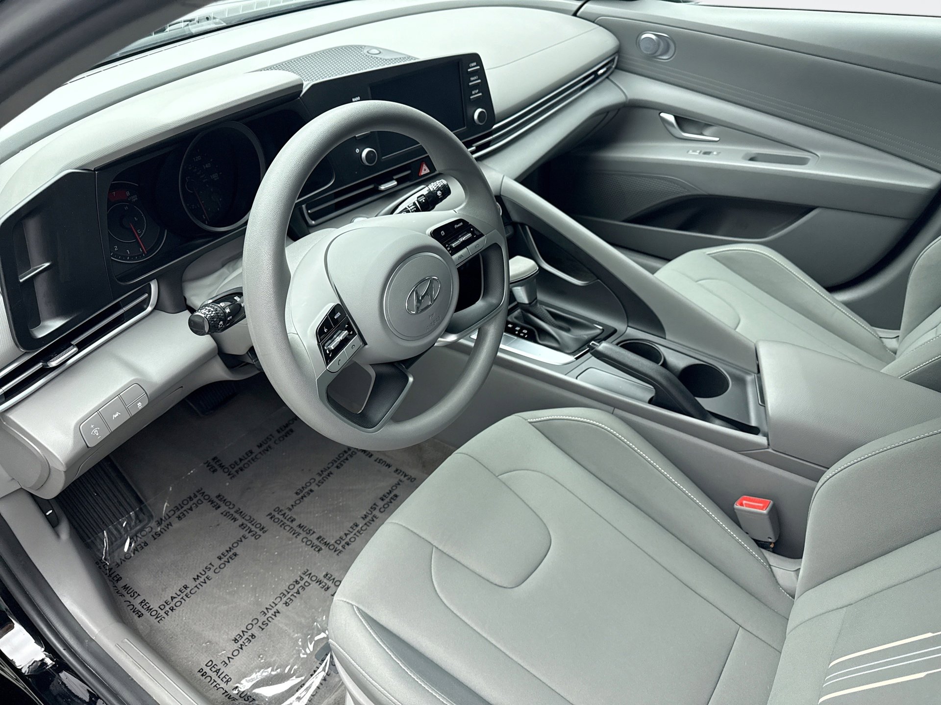 Used 2023 Hyundai Elantra SEL FWD image 10