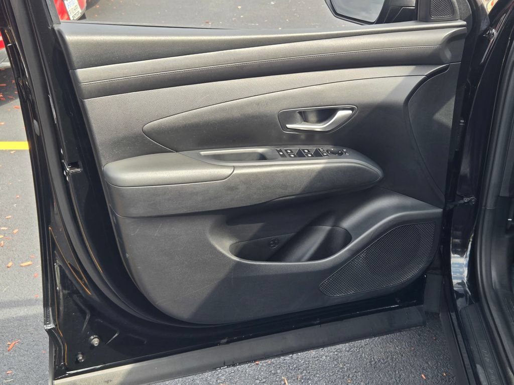 Certified 2025 Hyundai Tucson SEL FWD image 28