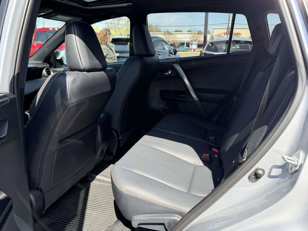 Used 2017 Toyota RAV4 SE w/ Power Extra Value Package image 15