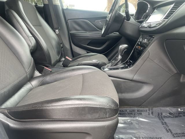 Used 2020 Buick Encore Preferred FWD image 25