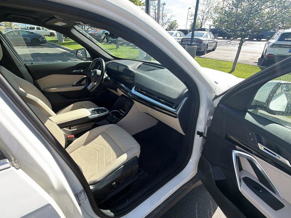 Used 2023 BMW X1 xDrive28i AWD/4WD image 29