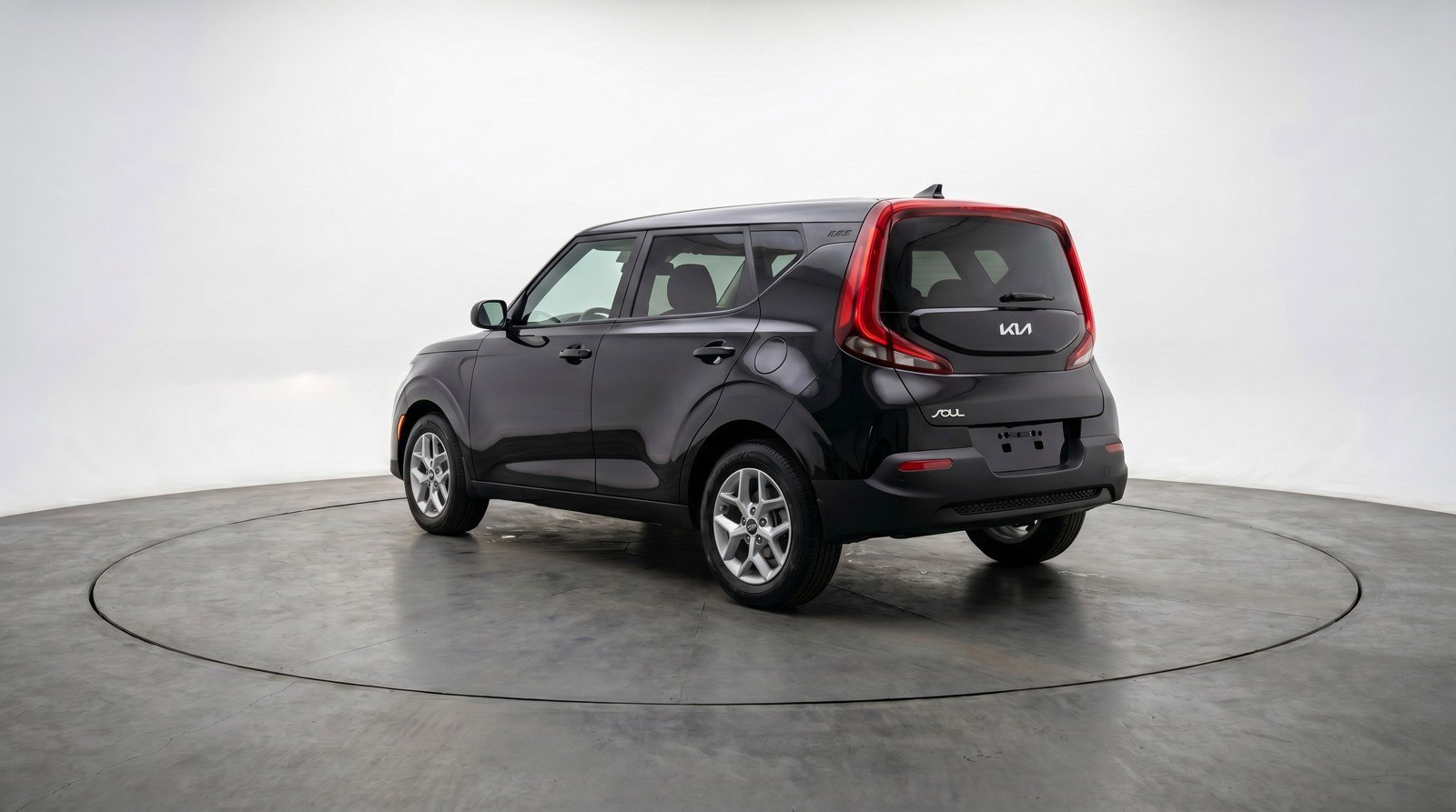 Used 2025 Kia Soul LX w/ LX Technology Package FWD image 6