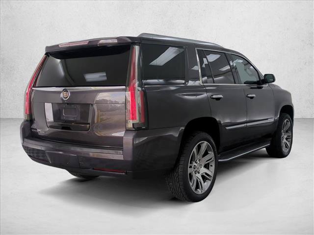 Used 2015 Cadillac Escalade Luxury RWD image 5