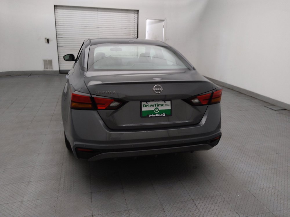 Used 2025 Nissan Altima 2.5 SV FWD image 6