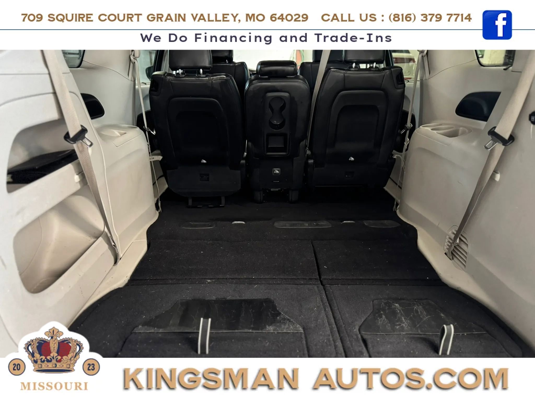 Used 2017 Chrysler Pacifica Touring-L w/ Tire & Wheel Group FWD image 33